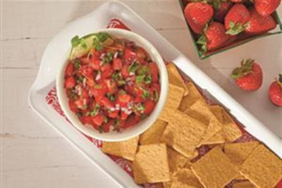 WHEAT THINS Strawberry Salsa